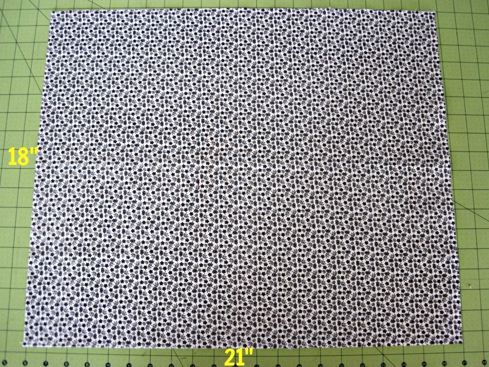 Turn one fat quarter into 5 yards of bias tape (full tutorial) She's